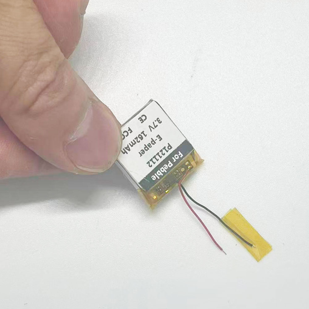 130mAh P 121112   Pebble E-kağ - Smartwatch Pebble Watches incelemesi ve fiyatı